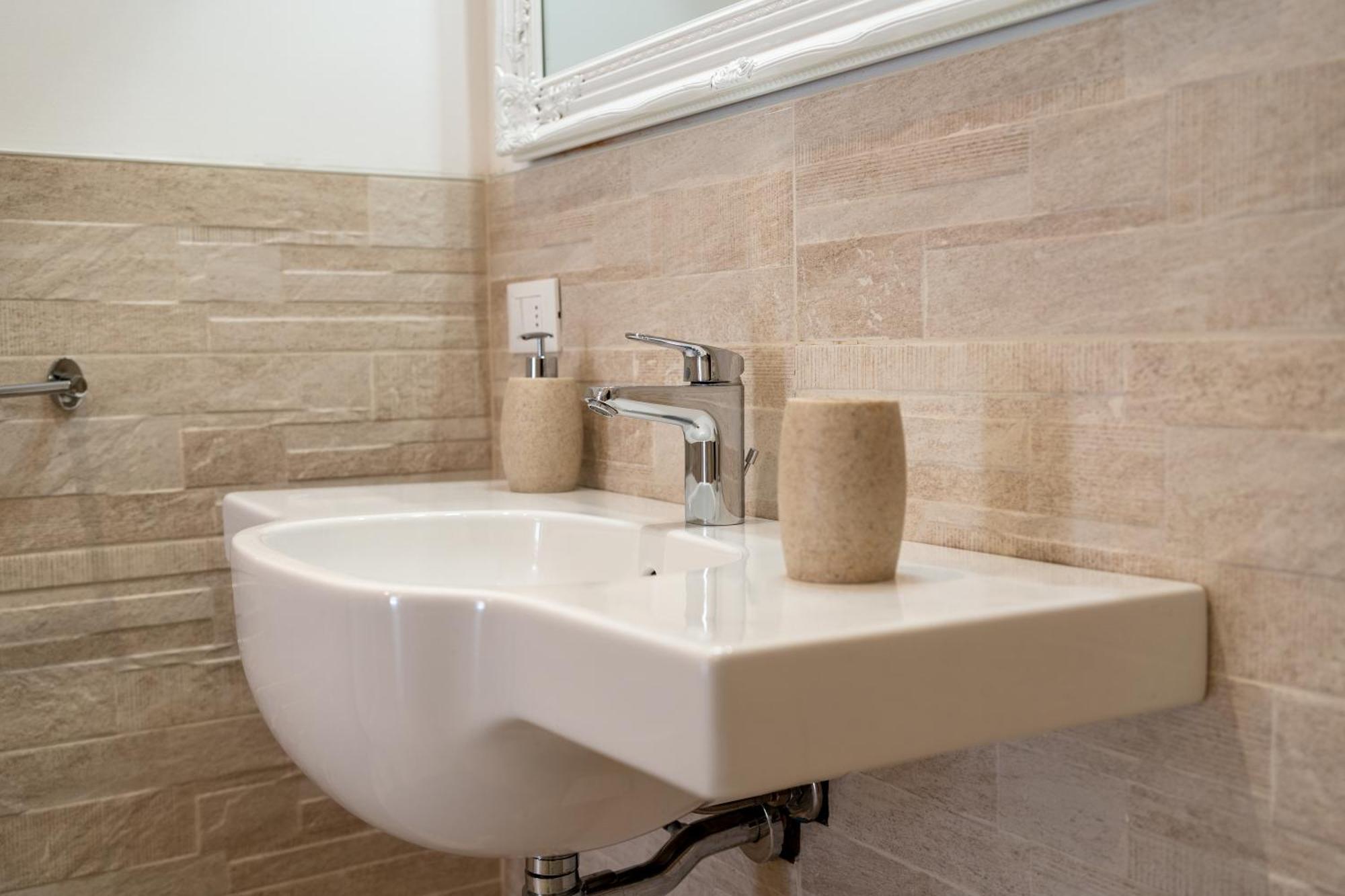 Charme In Fiera - Zona Fiera Apartment Верона Екстериор снимка