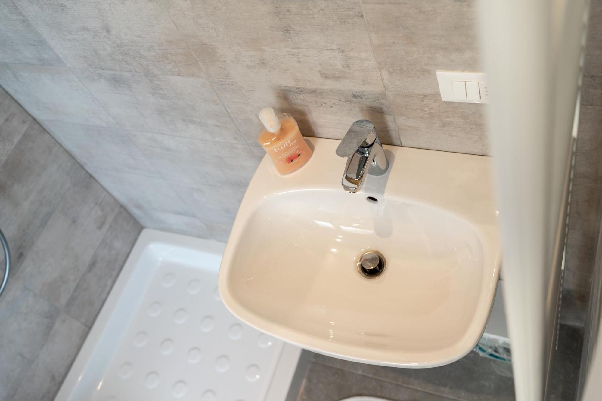 Charme In Fiera - Zona Fiera Apartment Верона Екстериор снимка